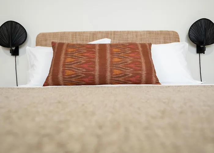 Storytellers Retreat Ponta Delgada